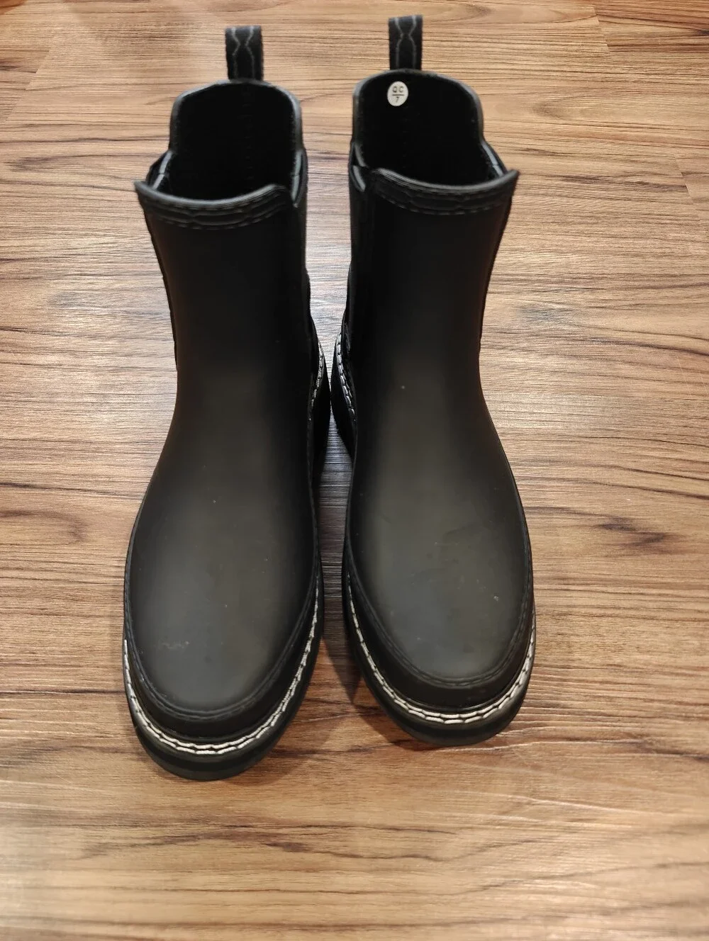 Hunter Black Chelsea Winter Rain Boots with Contrasting Stitching